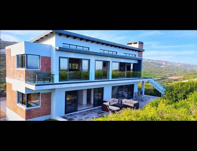 4 BEDROOM HOUSE FOR SALE IN MOQUINI COASTAL ESTATE